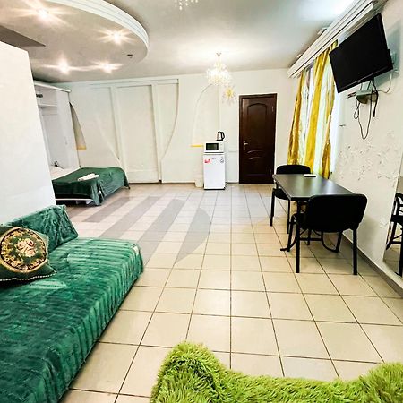 Studio Bucuresti キシナウ エクステリア 写真